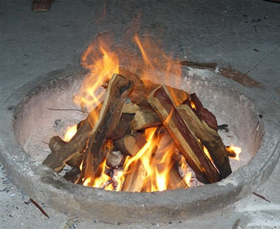Sekelbos Firewood: A very hot fire